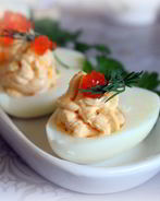 Фаршированные яйца с икорным кремом