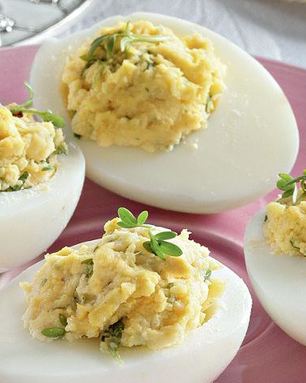 Фаршированные яйца с хреном