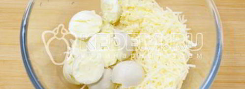 яйца фаршированные икрой. Шаг 5