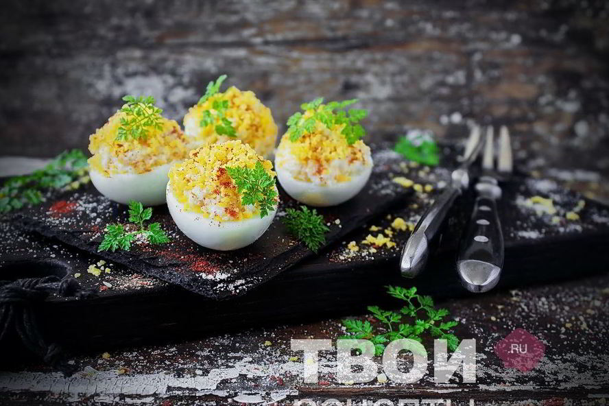 Рецепт яиц, фаршированных кальмарами