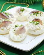 Яйца фаршированные сельдью