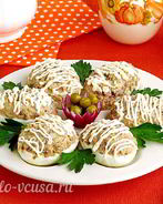 Яйца, фаршированные шпротами