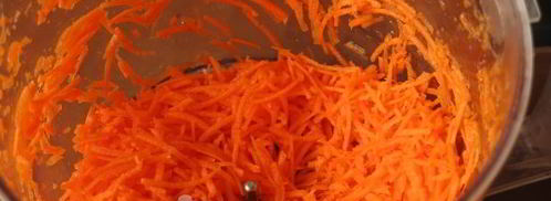 яйца фаршированные в цветном желе. Шаг 13