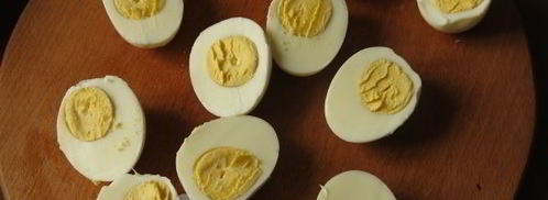 яйца фаршированные в цветном желе. Шаг 6