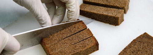 чесночные гренки с соусом. Шаг 4