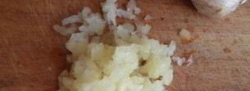 чесночные гренки в духовке. Шаг 3