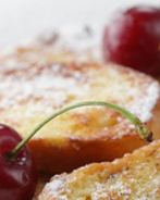 Французские гренки с вишней