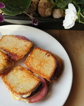 Горячие мини-гренки