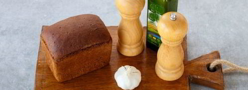 гренки из бородинского хлеба с чесноком. Шаг 3