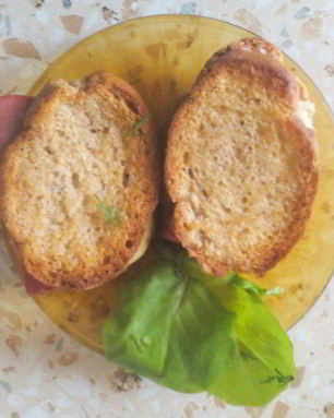 Гренки Мосье