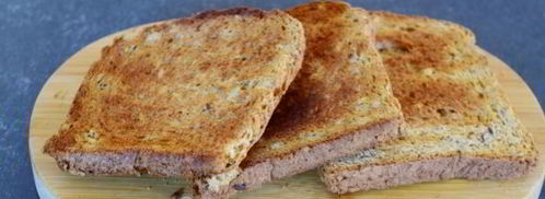 гренки с анчоусами, вялеными томатами и сливочным сыром. Шаг 8