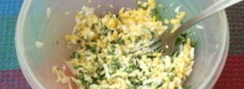 гренки с яйцом и селедкой. Шаг 3