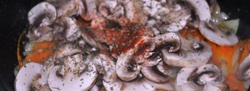 гренки со свининой и овощами. Шаг 6