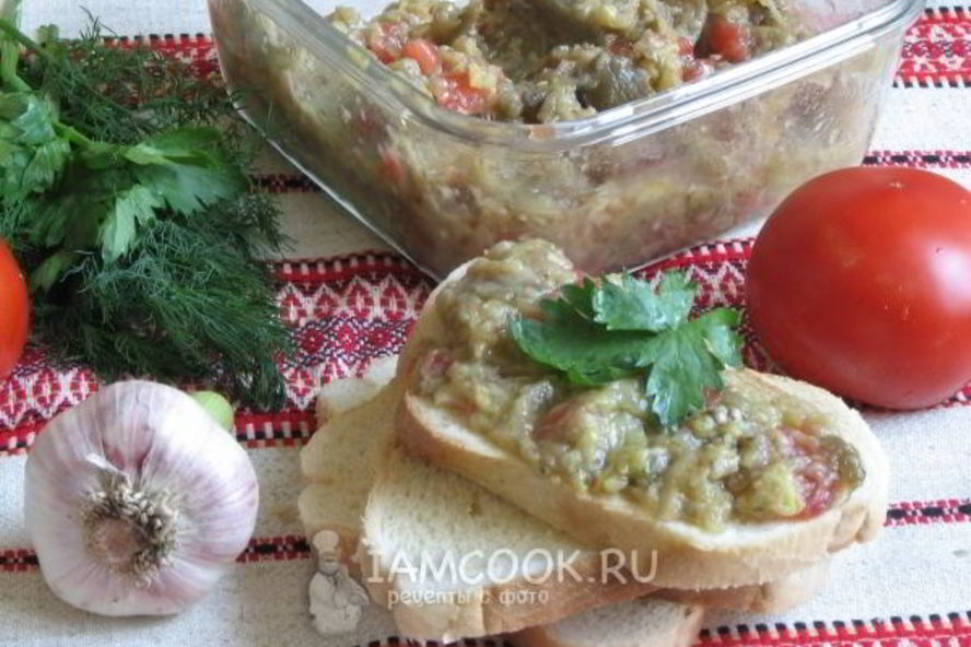 Рецепт баклажанной икры со свежими помидорами и чесноком