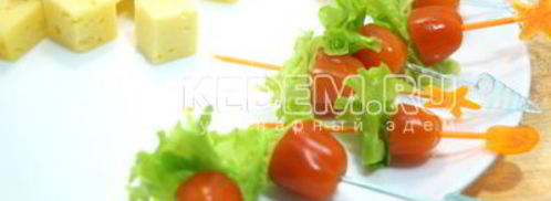 канапе рождественский венок. Шаг 4