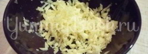 канапе-рулетики из баклажанов с сыром и помидорами. Шаг 6