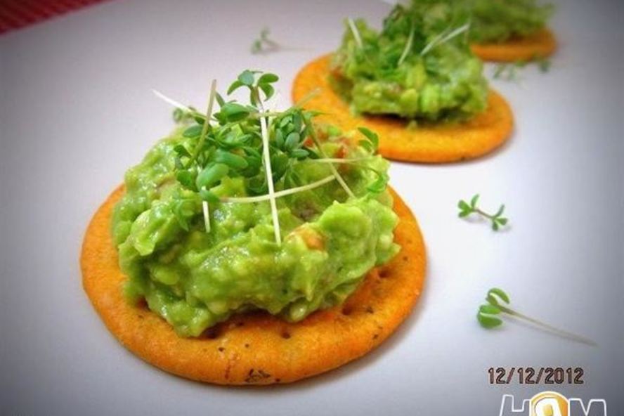 Рецепт канапе с гуакамоле