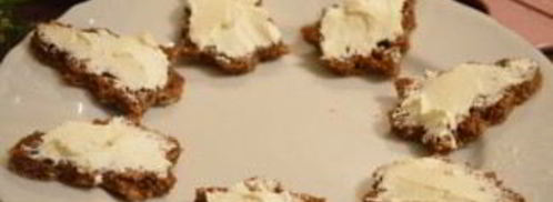 канапе с семгой и сыром. Шаг 3