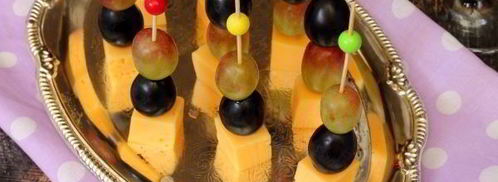 канапе с сыром и виноградом. Шаг 7