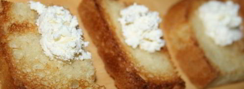 канапе со шпеком и творожным сыром. Шаг 3