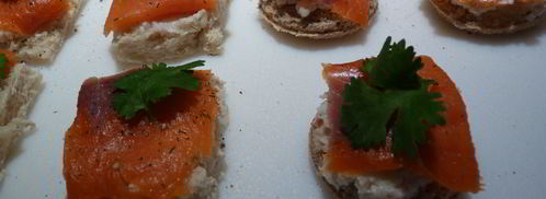 нежные канапе с копченым лососем. Шаг 7