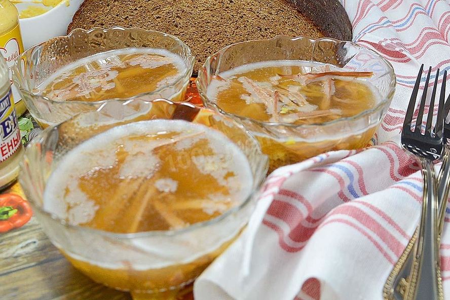 Рецепт холодца из говядины и свиных ножек