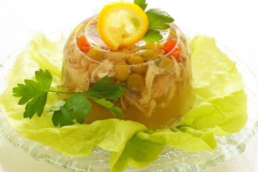 Рецепт куриного холодца с горошком