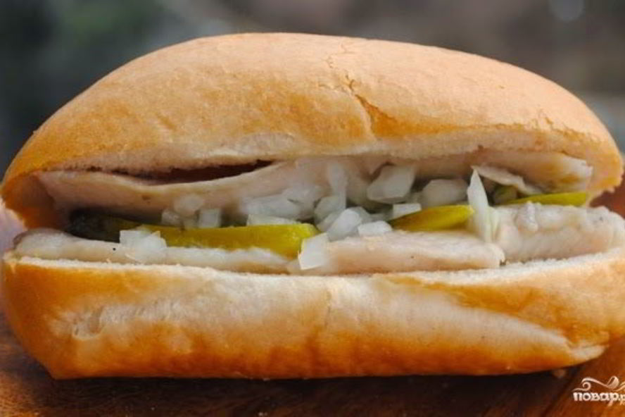 Рецепт хот-дога с селедкой