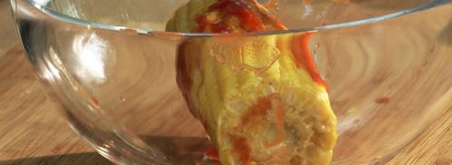 хот-дог с сердцем индейки, овощами и брынзой. Шаг 4