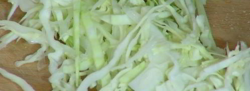 хот-доги с зелеными овощами и горчичным майонезом. Шаг 5