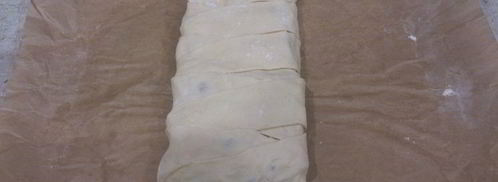 плетеный хот-дог. Шаг 10