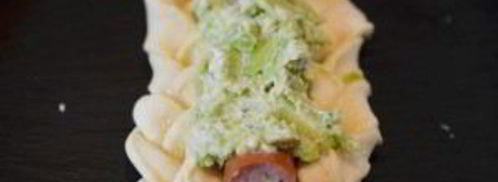 плетеные хот-доги с гуакамоле. Шаг 6