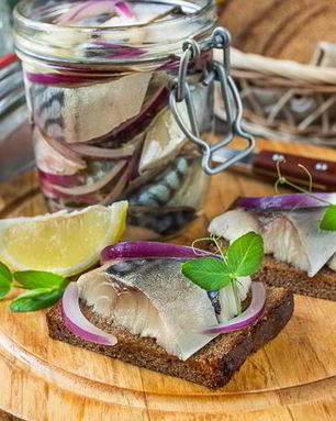 Маринованная скумбрия