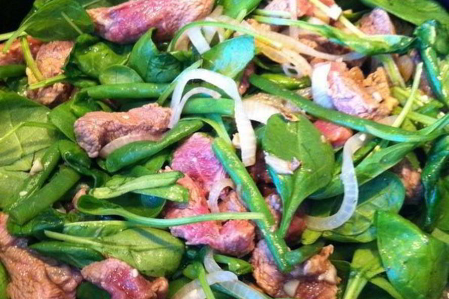 Рецепт маринованной телятины со шпинатом и фасолью