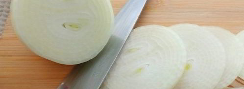 маринованный лук с аджикой и пряностями. Шаг 3