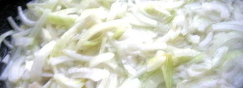 морковь по-корейски с луком. Шаг 6