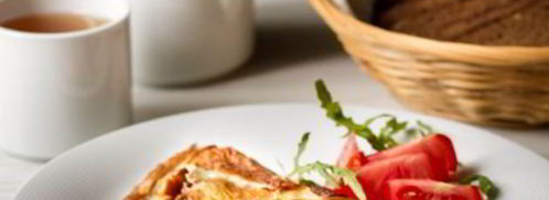 деревенский омлет с лисичками и луком. Шаг 13