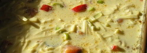 фриттата осенняя с лососем, сладким перцем и луком-пореем. Шаг 8