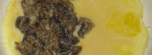 омлет с грибной начинкой. Шаг 5