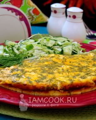 Омлет с творогом на сковороде