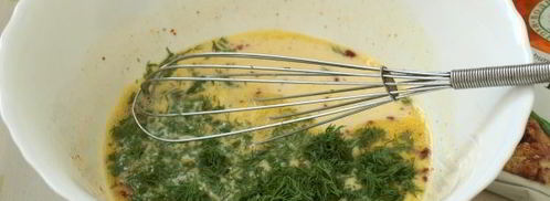 омлет с творогом на сковороде. Шаг 5