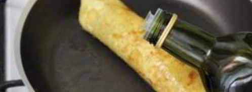 рулетики из омлета с начинкой. Шаг 7