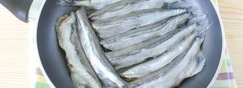 жареная мойва в омлете. Шаг 6