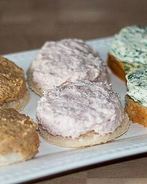 Мясной, грибной и зеленый паштет для завтрака