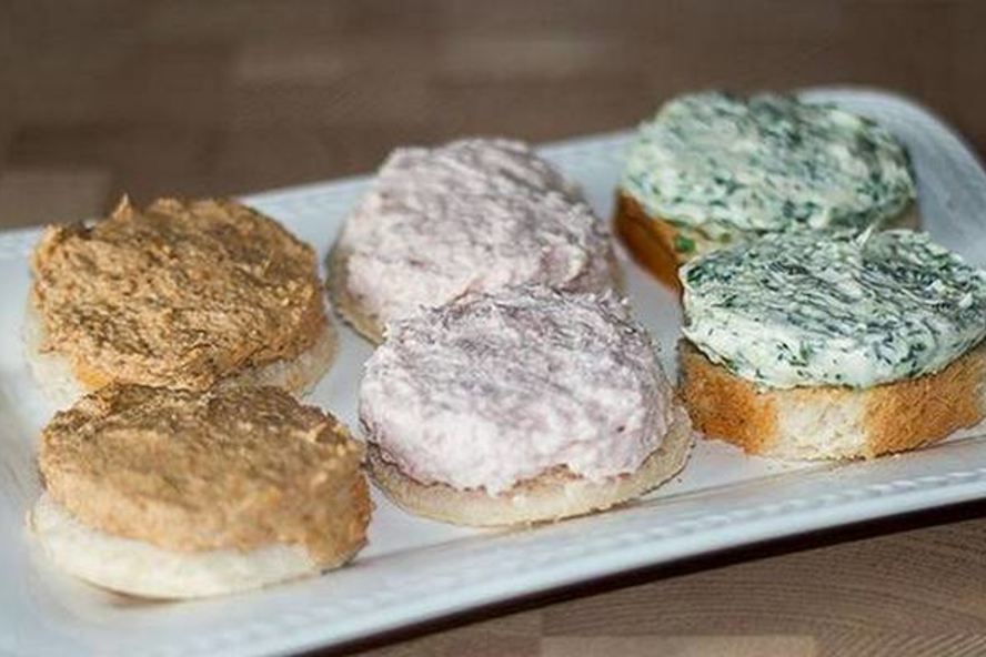 Рецепт мясного, грибного и зеленый паштет для завтрака