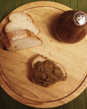 Паштет из куриной печени с яблоком и сливками