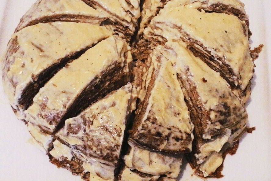 Рецепт печеночного торта чесноком и майонезом