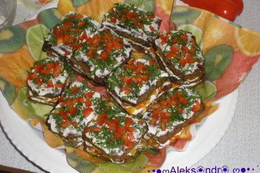 Рецепт печеночных тортиков праздничное настроение