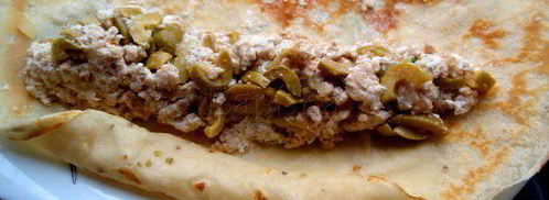 блинные роллы с курицей и оливками. Шаг 10