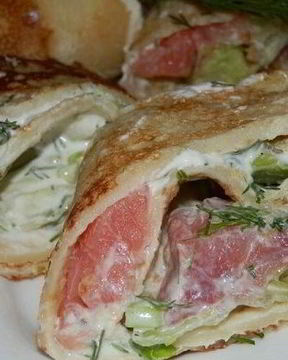 Блинные роллы с семгой